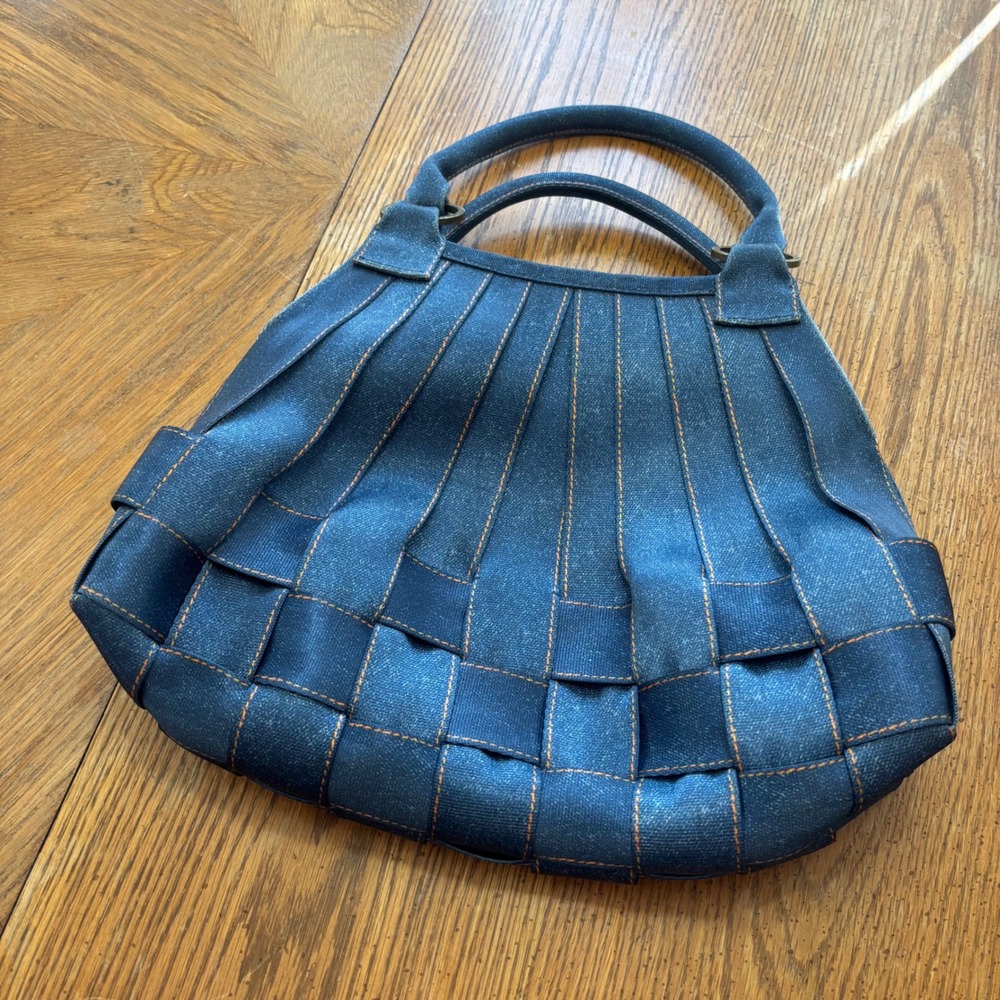 Harvey's Seatbelt Bag Stella Denim Blue Indigo Teardrop Curved Shape Satchel Bag - Picture 13 of 14